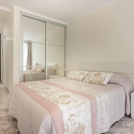 Tenerife Olympia Hotel-playa De Americas. Balcony, Sea View & Pool Lejlighed